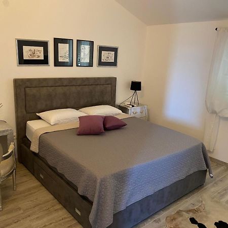 Loft Infinity Appartement Petrovac Buitenkant foto