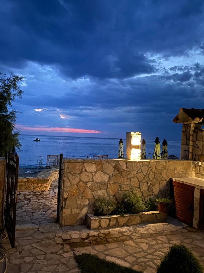 Loft Infinity Appartement Petrovac Buitenkant foto