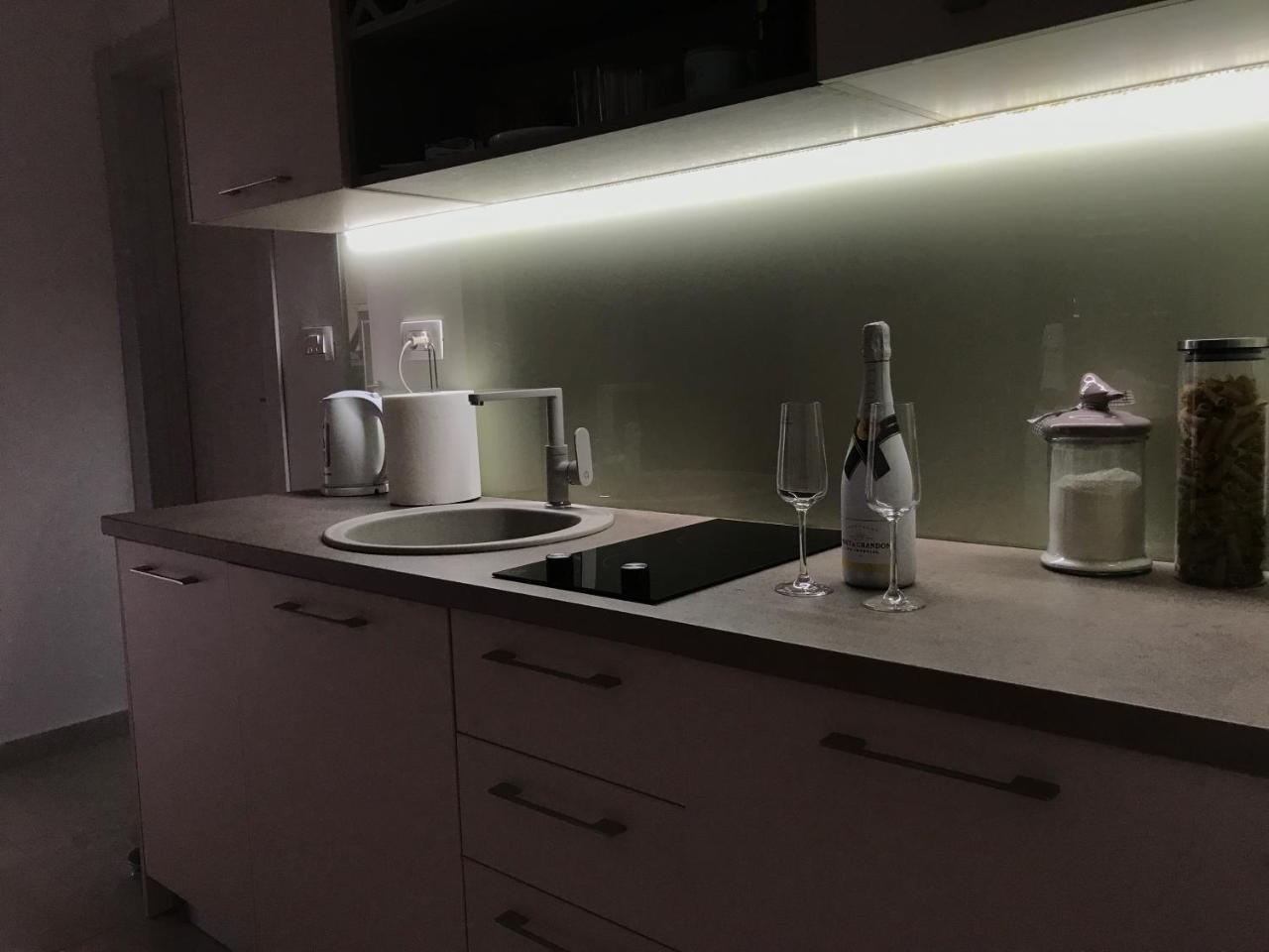 Loft Infinity Appartement Petrovac Buitenkant foto